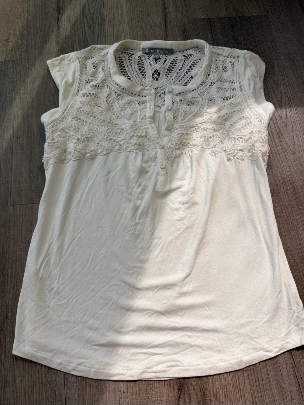 Daniel Rainn Ivory Lace Yoke Cap Sleeve Top